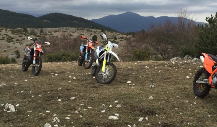 Distanziamento sociale ... anche delle moto